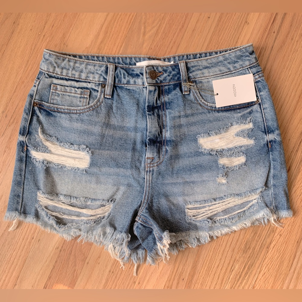 Large “Hidden” distressed women’s jean shorts